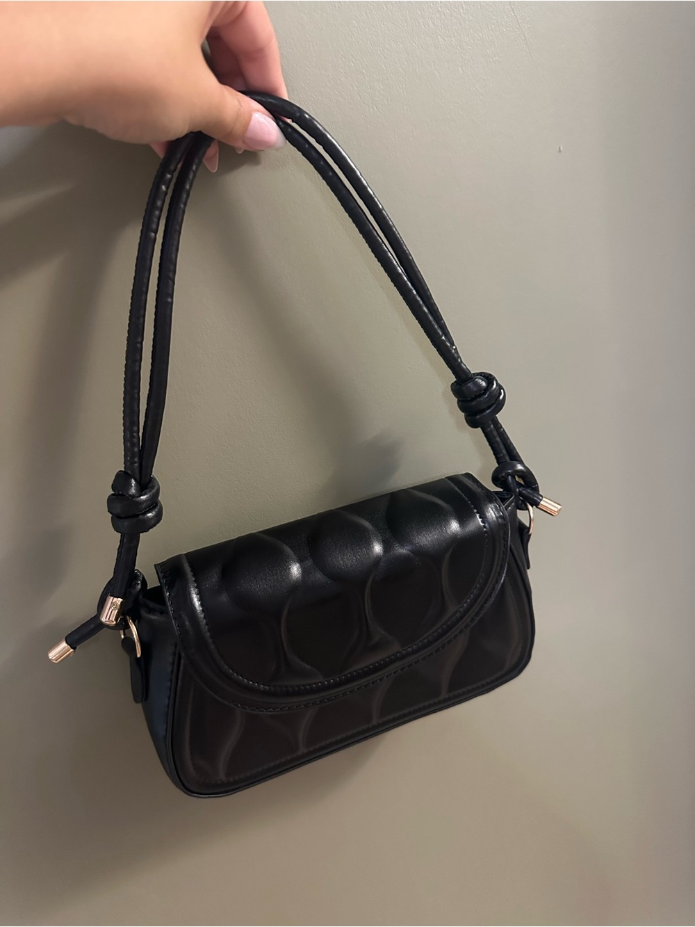 Source Unknown Black Shoulder Bag with Knotted Strap - Picture 1 of 5